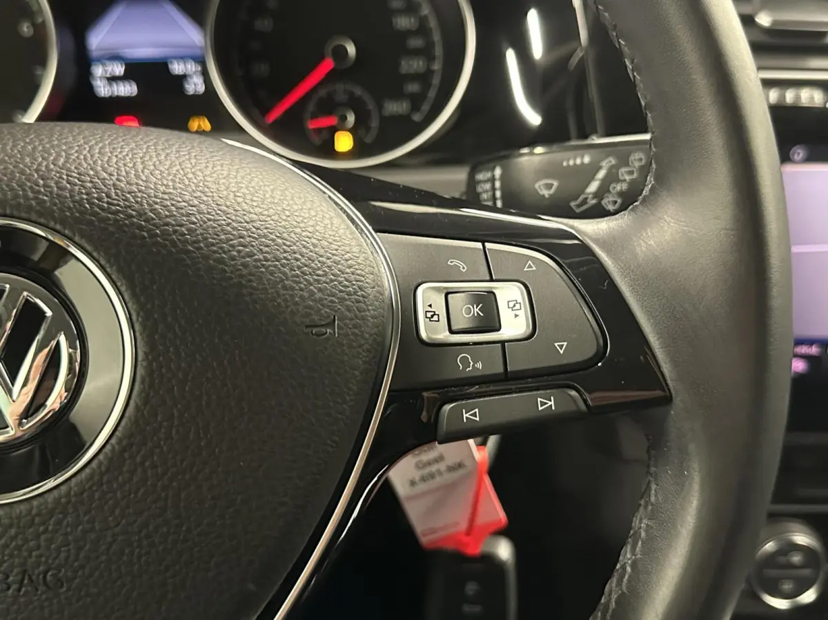 1.0 TSI Join CAMERA ECC NAVI ADAPTIVE CRUISE LM.