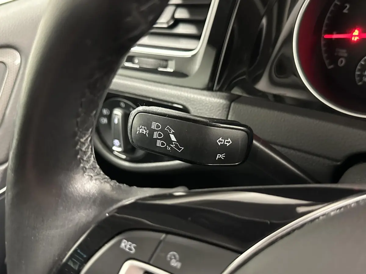 1.0 TSI Join CAMERA ECC NAVI ADAPTIVE CRUISE LM.
