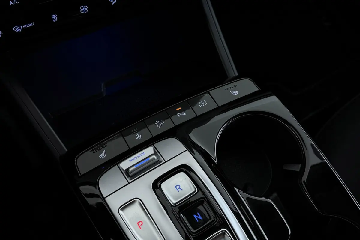1.6 T-GDI HEV Comfort Smart | Trekhaak | Org NL | CarPlay | Camera | Digital Cockpit | Stuur-/Stoelverwarming |