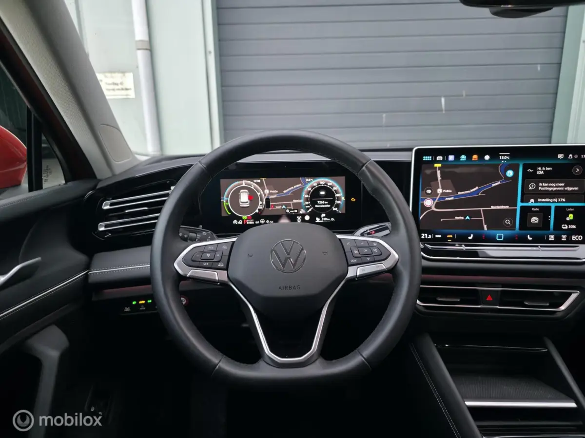1.5 eHybrid Elegance / 360' / El. Trekh.