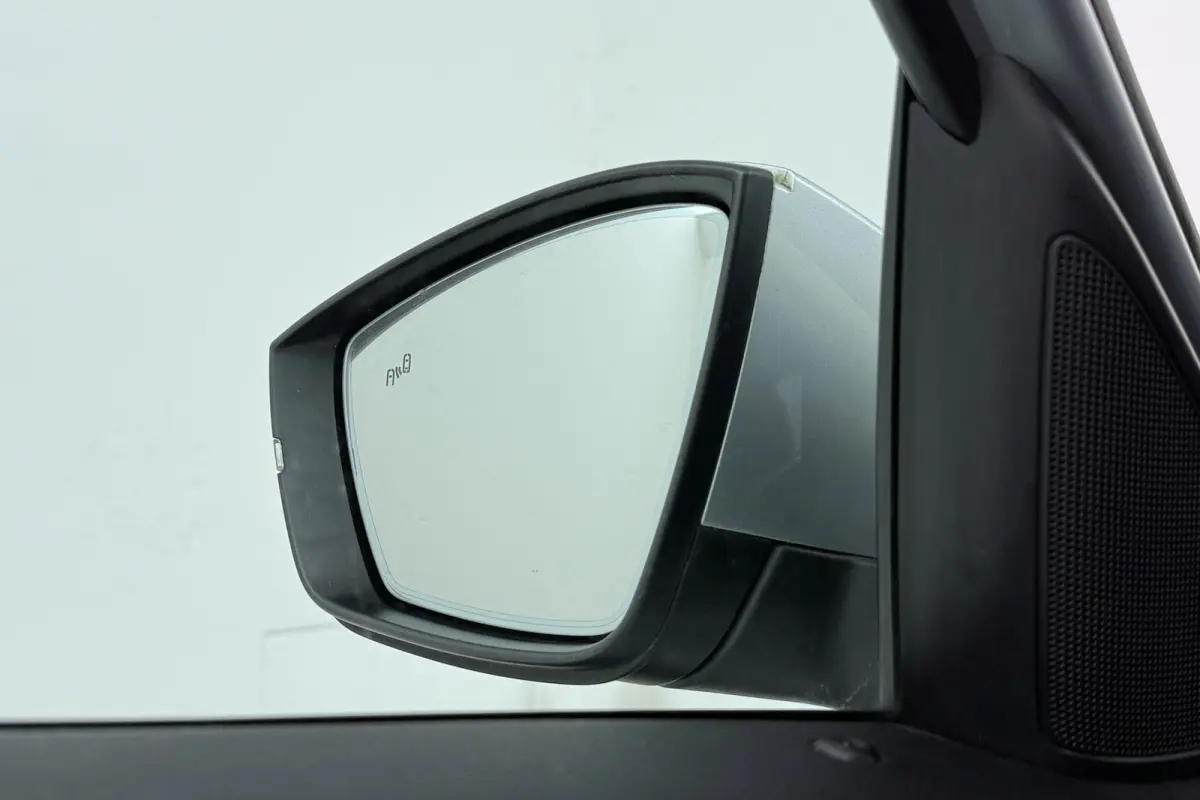 1.4 TSI ACT Style Business 7p. | Uitklap Trekhaak | CarPlay | Stoelverwarming | Camera | Canton Audio |