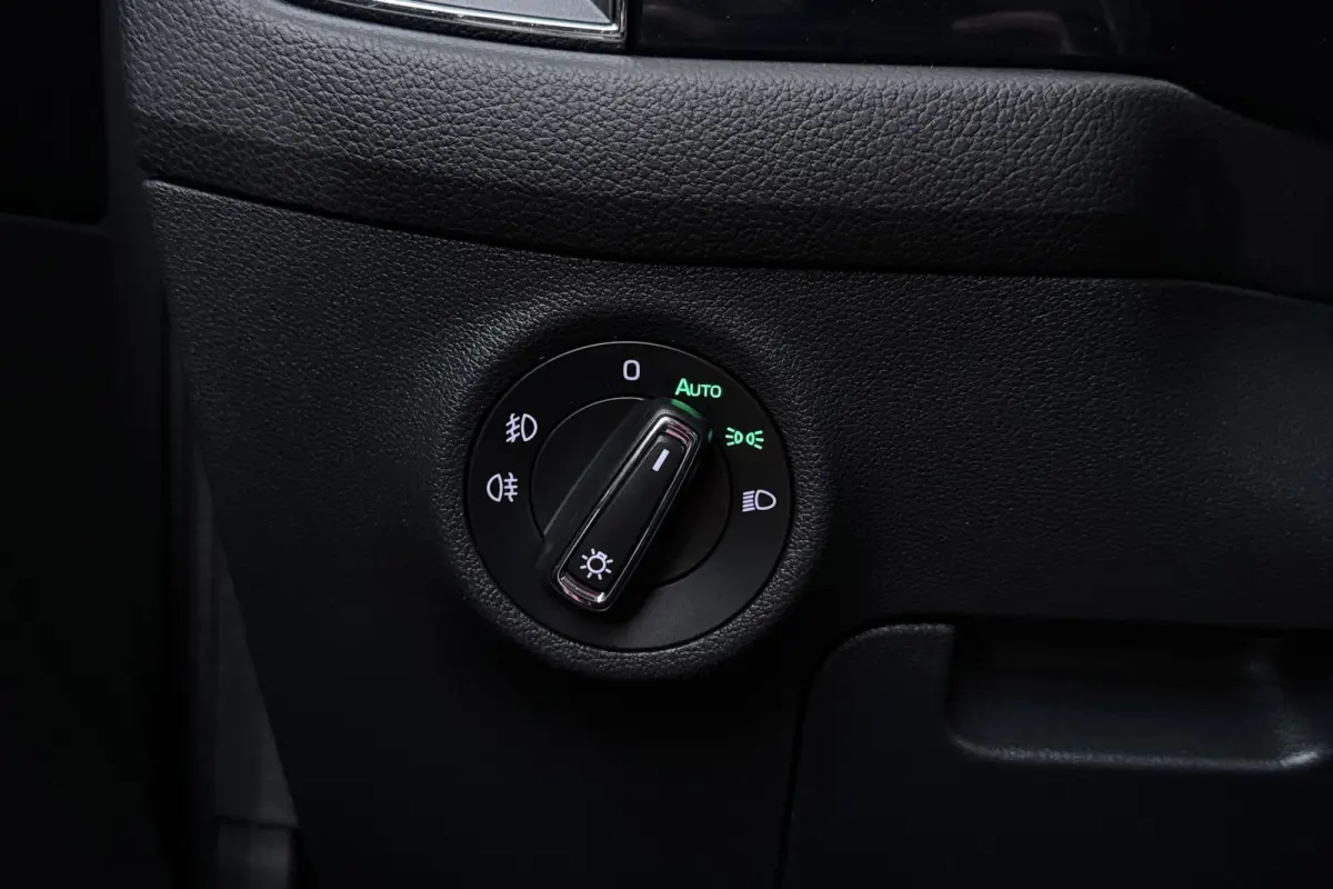 1.4 TSI ACT Style Business 7p. | Uitklap Trekhaak | CarPlay | Stoelverwarming | Camera | Canton Audio |