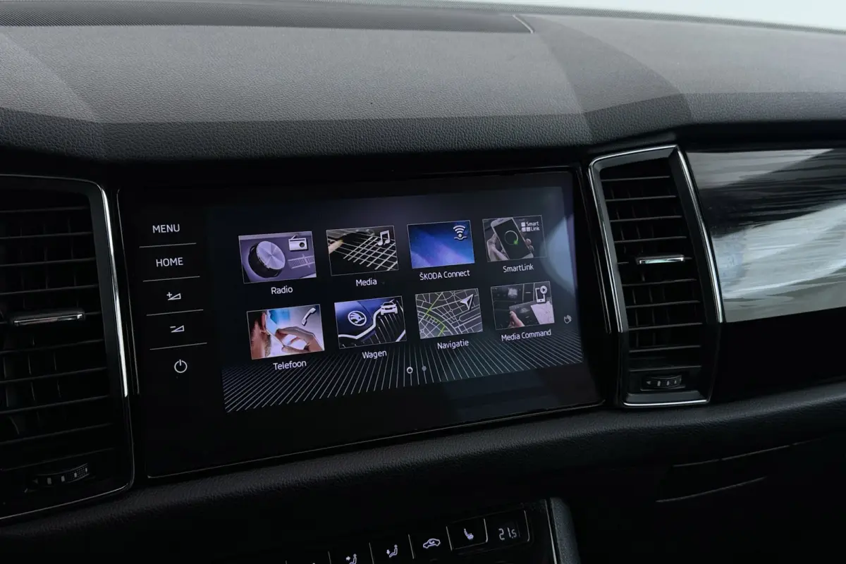 1.4 TSI ACT Style Business 7p. | Uitklap Trekhaak | CarPlay | Stoelverwarming | Camera | Canton Audio |