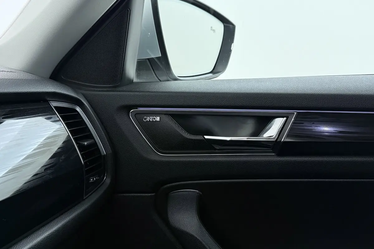 1.4 TSI ACT Style Business 7p. | Uitklap Trekhaak | CarPlay | Stoelverwarming | Camera | Canton Audio |
