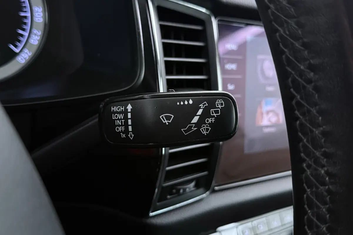 1.4 TSI ACT Style Business 7p. | Uitklap Trekhaak | CarPlay | Stoelverwarming | Camera | Canton Audio |