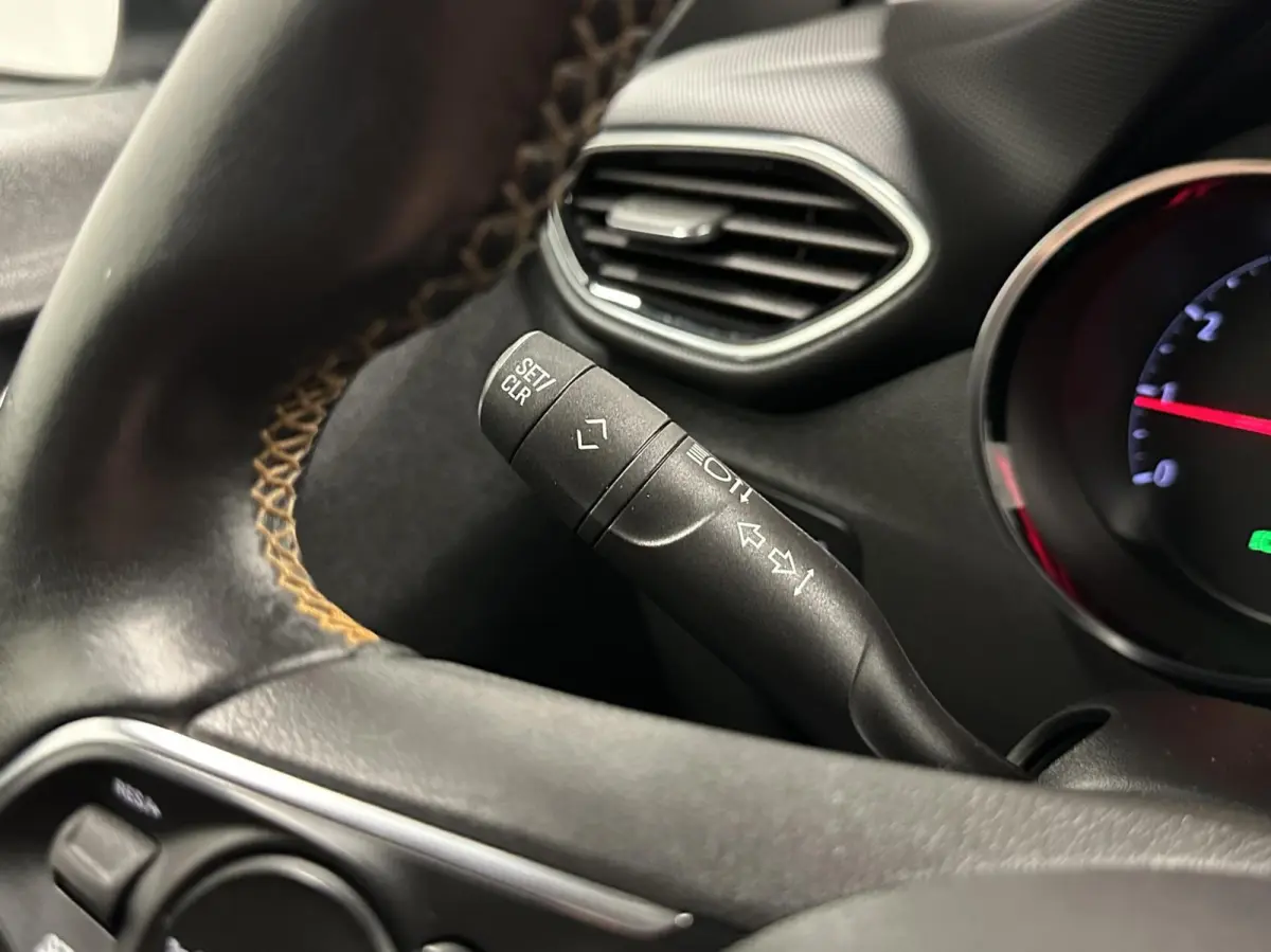 1.2 Turbo Innovation NAVIGATIE CRUISE LM CARPLAY.