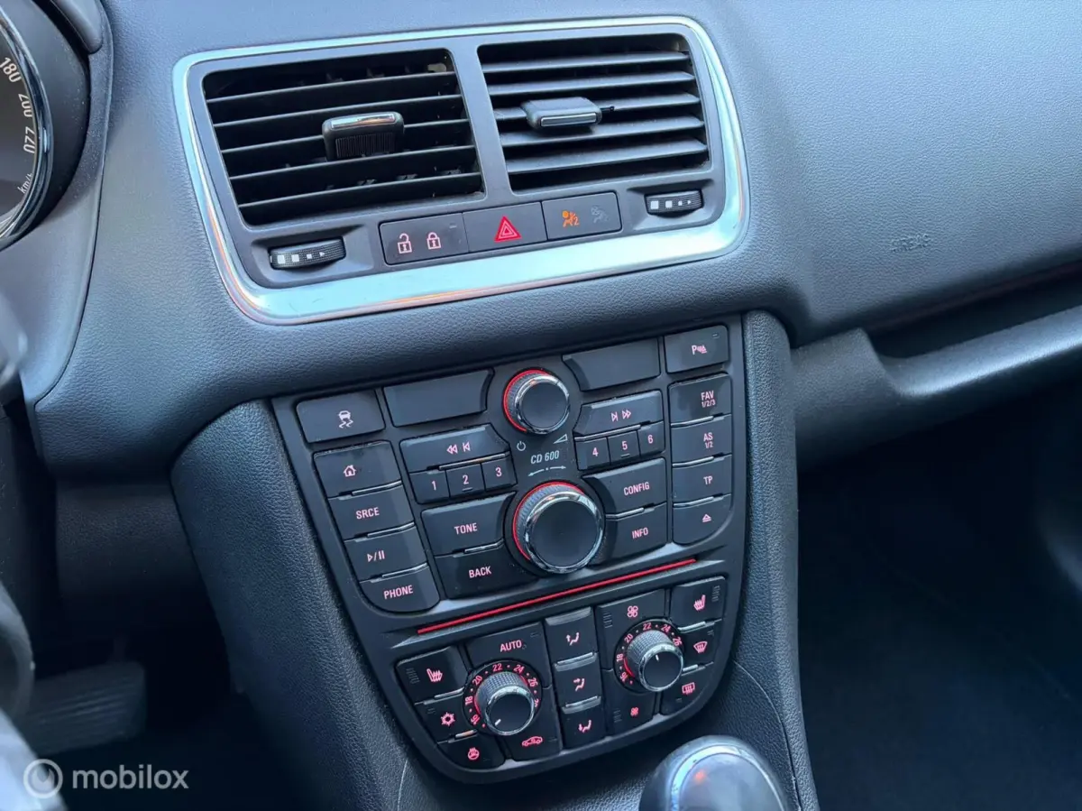 1.4 Turbo Cosmo Pano PDC Trekhaak Navi
