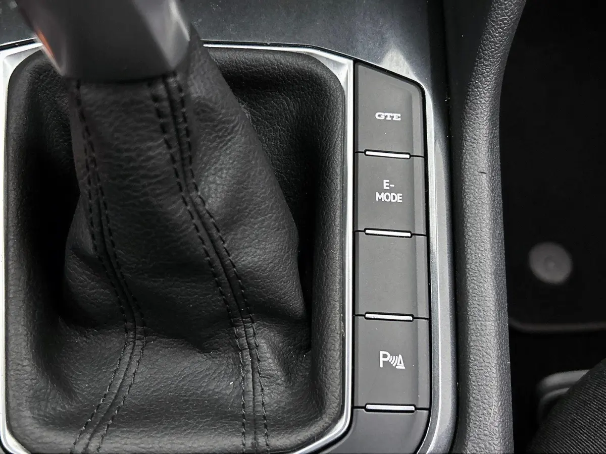 1.4 TSI eHybrid Business CAMERA | NAVI & CARPLAY | AD-CRUISE