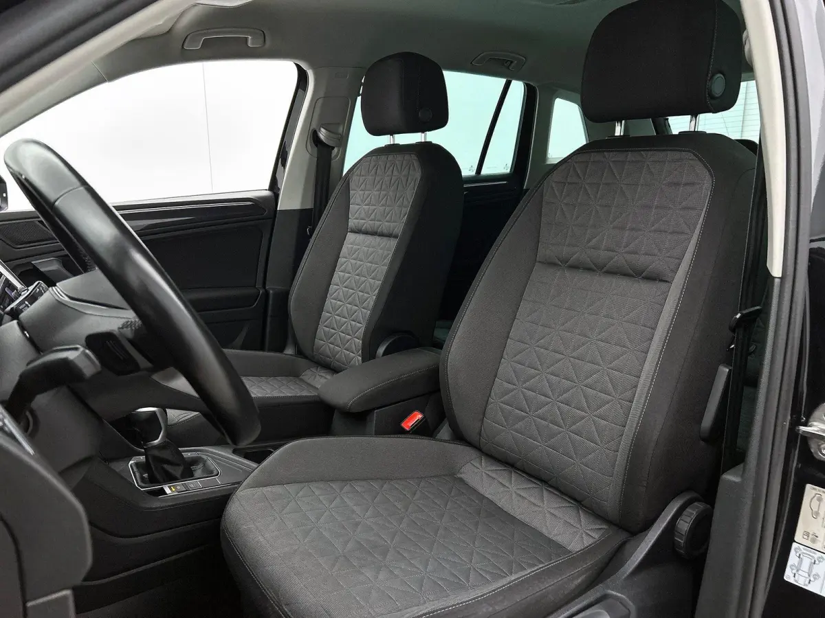 1.4 TSI eHybrid Business CAMERA | NAVI & CARPLAY | AD-CRUISE
