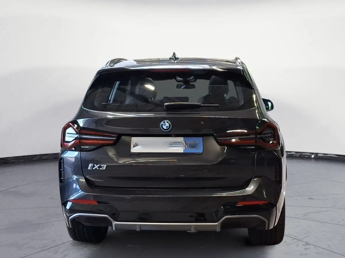M-SPORT 80 kWh (210kW/286pk) ** LED, BRUIN LEDER, PANO, TREKH, 20-inch LMV ** 1e EIG - UNFALLFREI ** ** INFORMEER OOK NAAR ONZE AANTREKKELIJKE FINANCIAL-LEASE TARIEVEN **