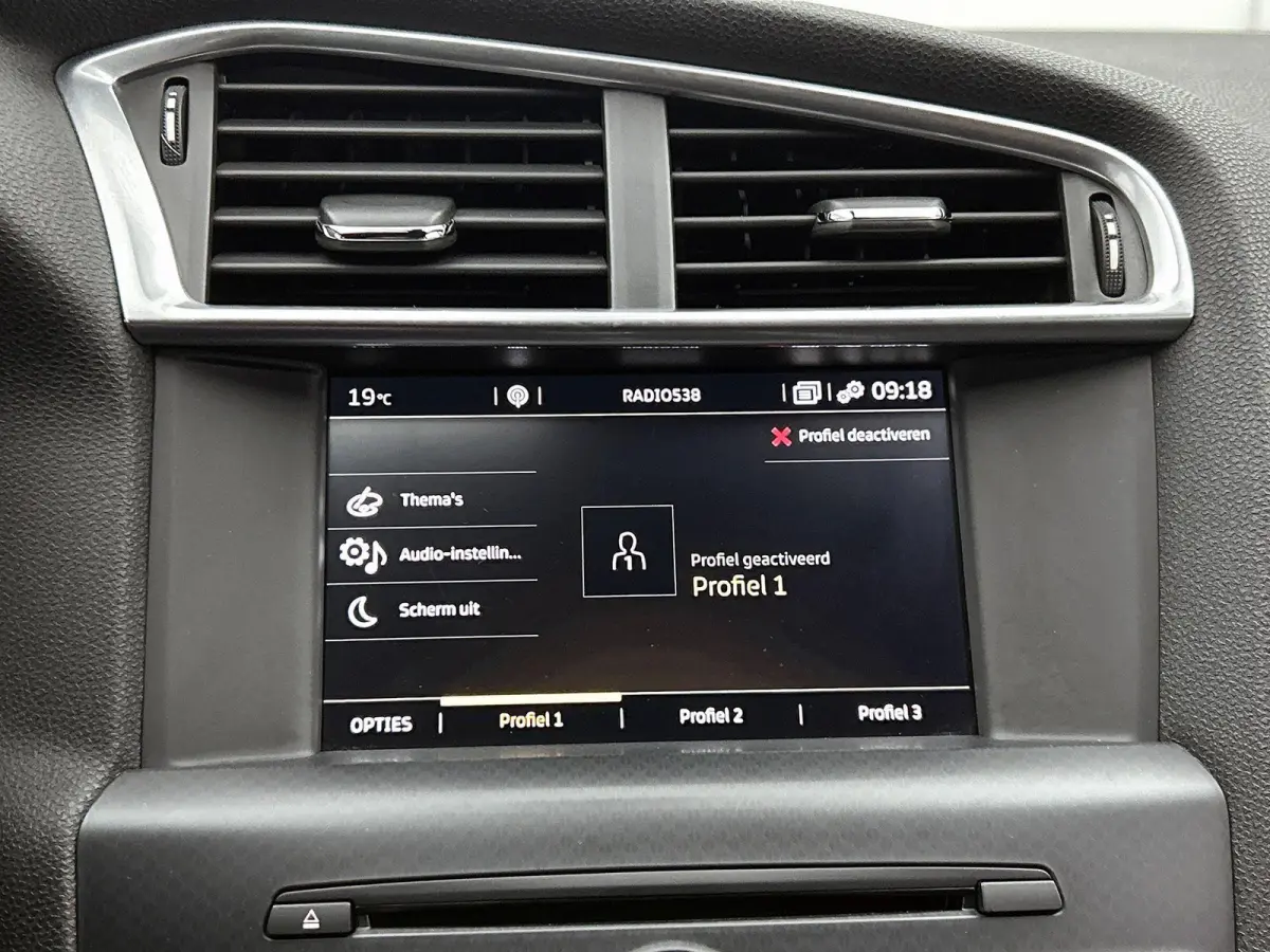 1.2 130pk Performance Line | Trekhaak | Navigatie | Apple Carplay/Android Auto | Camera | Climate Control | Cruise Control | 18"LMV |