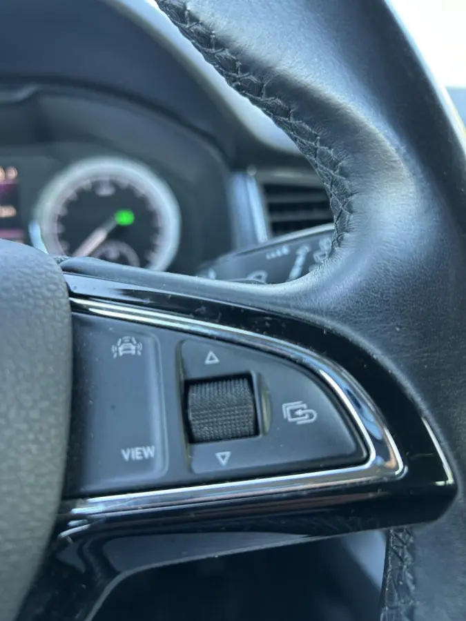 1.5 TSI DSG AUTOMAAT Style EXPORT/ HANDEL I NAVI + CAMERA I ORG.NL + NAP I TREKHAAK I APK 10-2027