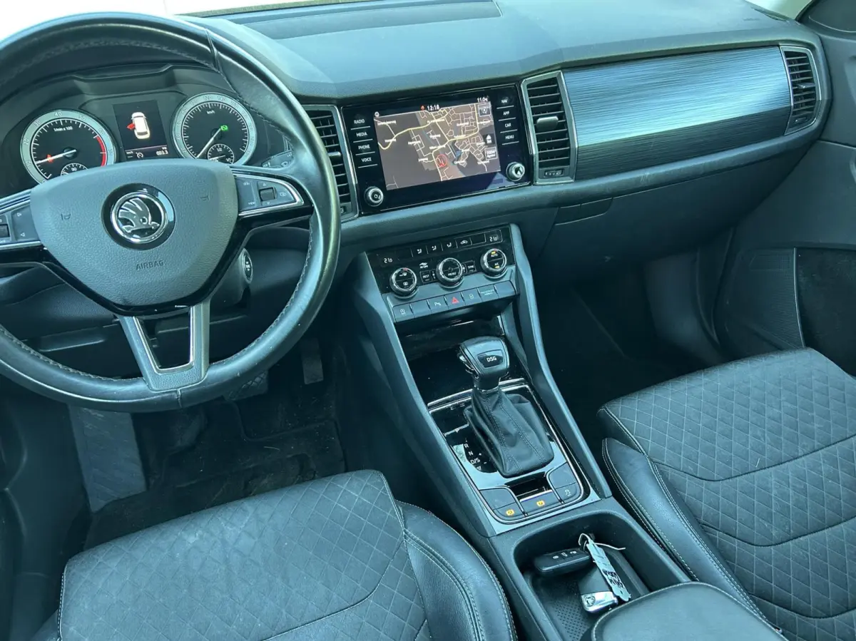 1.5 TSI DSG AUTOMAAT Style EXPORT/ HANDEL I NAVI + CAMERA I ORG.NL + NAP I TREKHAAK I APK 10-2027