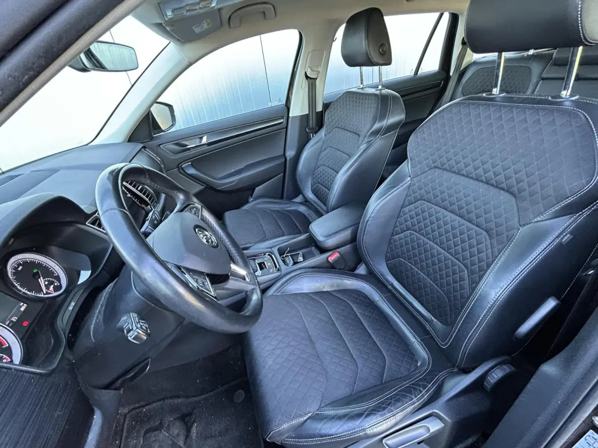 1.5 TSI DSG AUTOMAAT Style EXPORT/ HANDEL I NAVI + CAMERA I ORG.NL + NAP I TREKHAAK I APK 10-2027