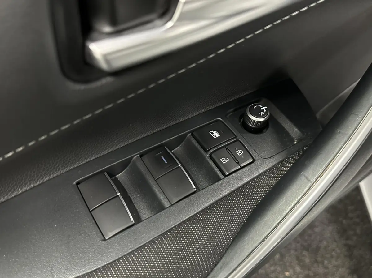 Hybrid 140 Active CAMERA CARPLAY NAVI ADAPTIEF CRUISE.