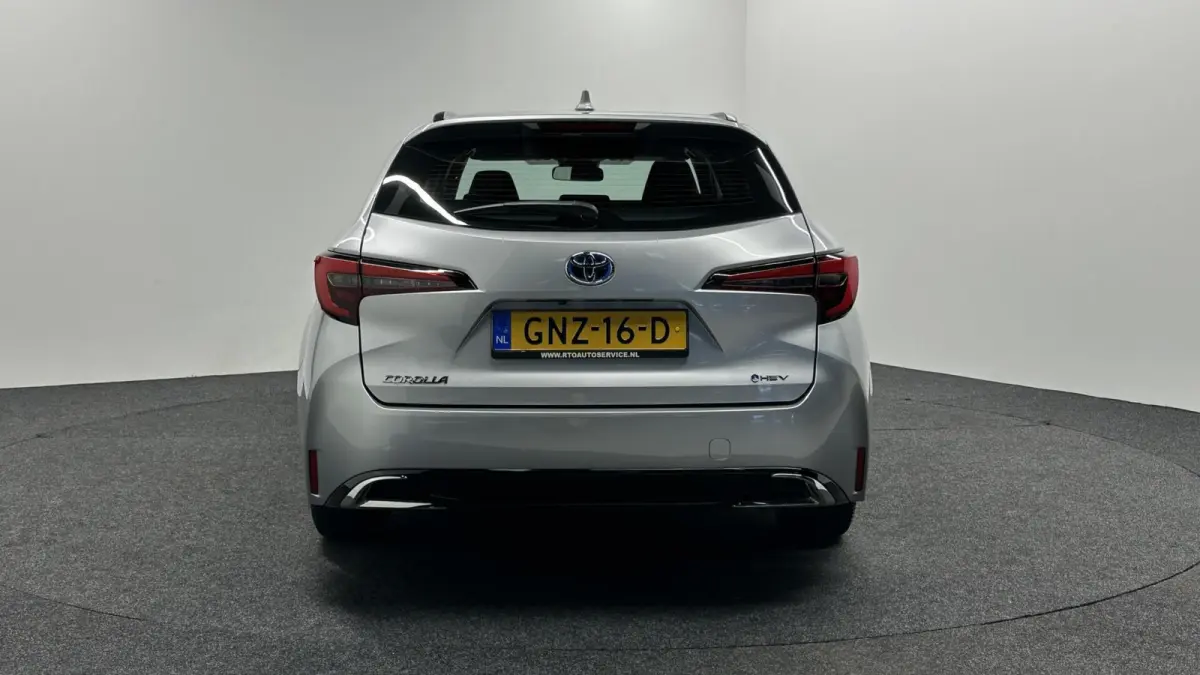 Hybrid 140 Active CAMERA CARPLAY NAVI ADAPTIEF CRUISE.