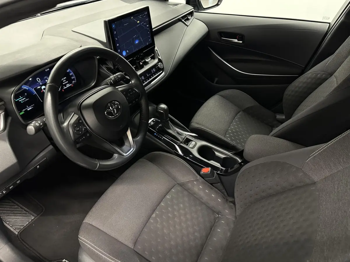 Hybrid 140 Active CAMERA CARPLAY NAVI ADAPTIEF CRUISE.