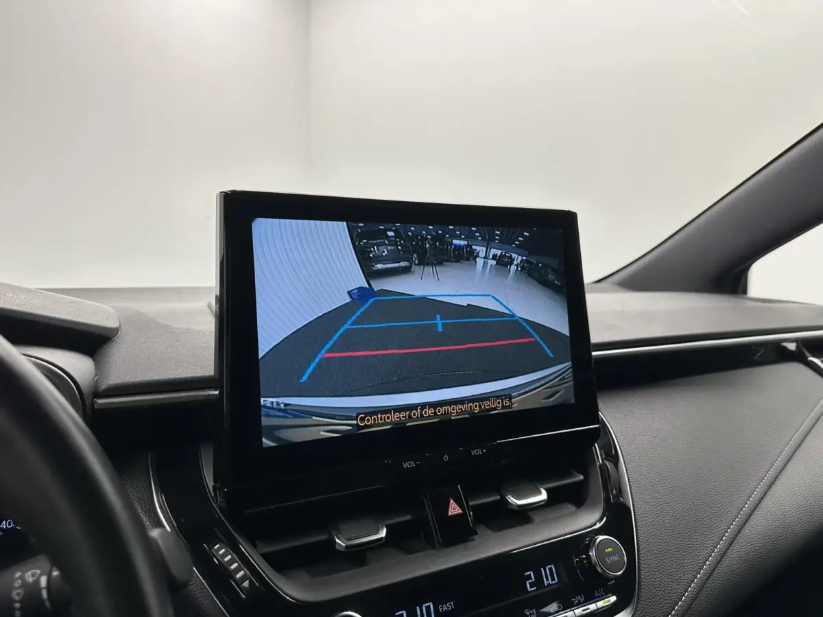 Hybrid 140 Active CAMERA CARPLAY NAVI ADAPTIEF CRUISE.