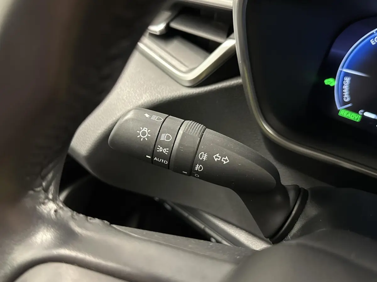 Hybrid 140 Active CAMERA CARPLAY NAVI ADAPTIEF CRUISE.