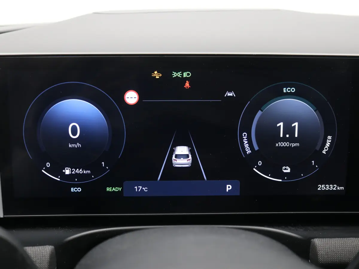 Premium | Achteruitrijcamera 360 graden | Airco (automatisch) | Cruisecontrol adaptief