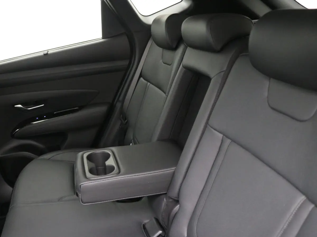 Premium | Achteruitrijcamera 360 graden | Airco (automatisch) | Cruisecontrol adaptief