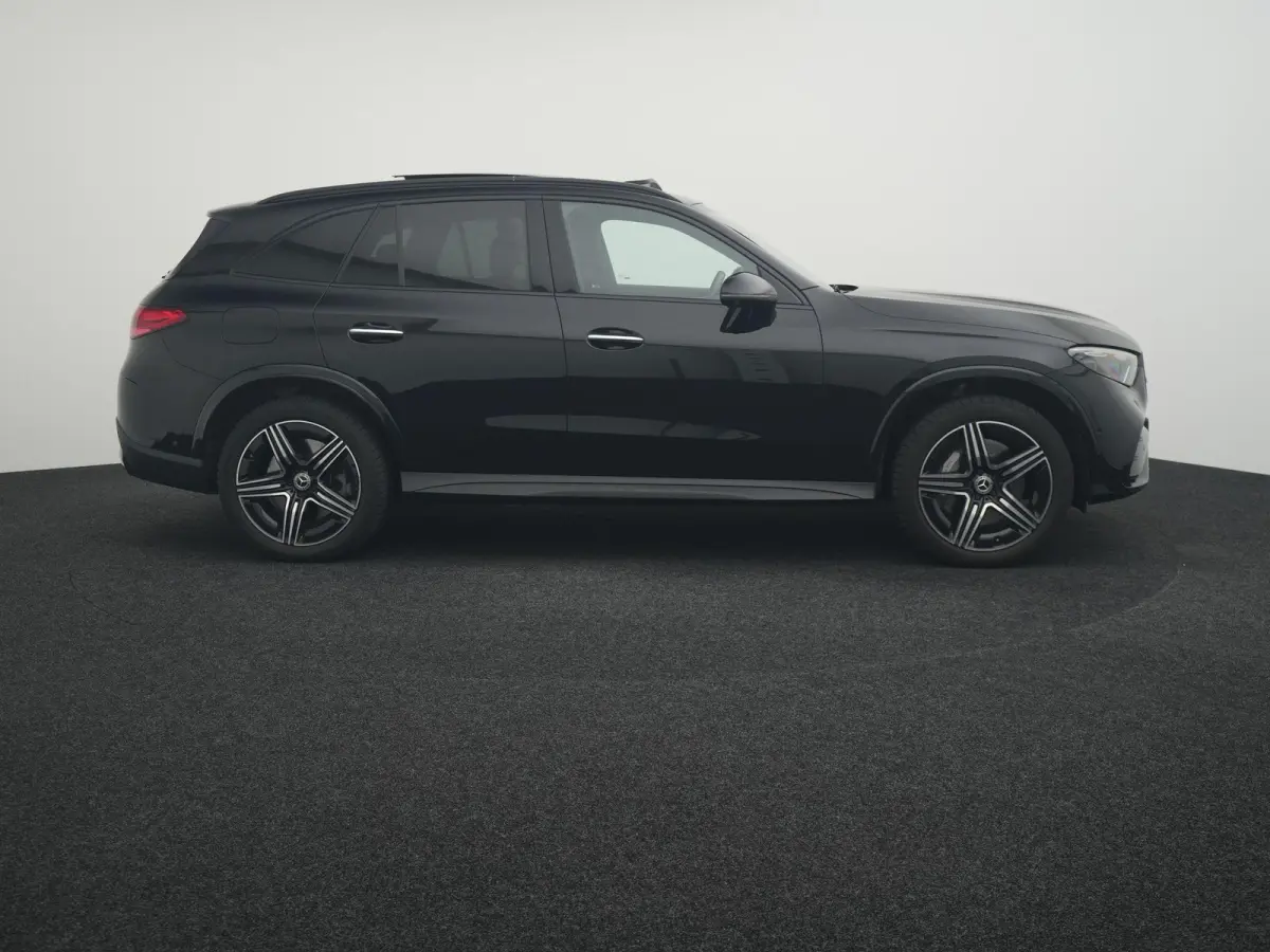 4MATIC AMG Line | LEDEREN BEKLEDING | MATRIX/LED VERLICHTING | STOELVERWARMING | 360 CAMERA | AMG-STYLING | 12 MAANDEN BOVAG GARANTIE |