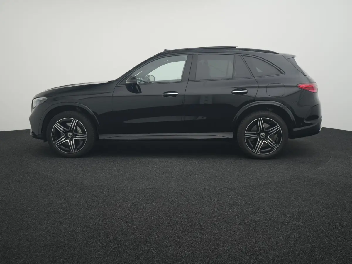 4MATIC AMG Line | LEDEREN BEKLEDING | MATRIX/LED VERLICHTING | STOELVERWARMING | 360 CAMERA | AMG-STYLING | 12 MAANDEN BOVAG GARANTIE |