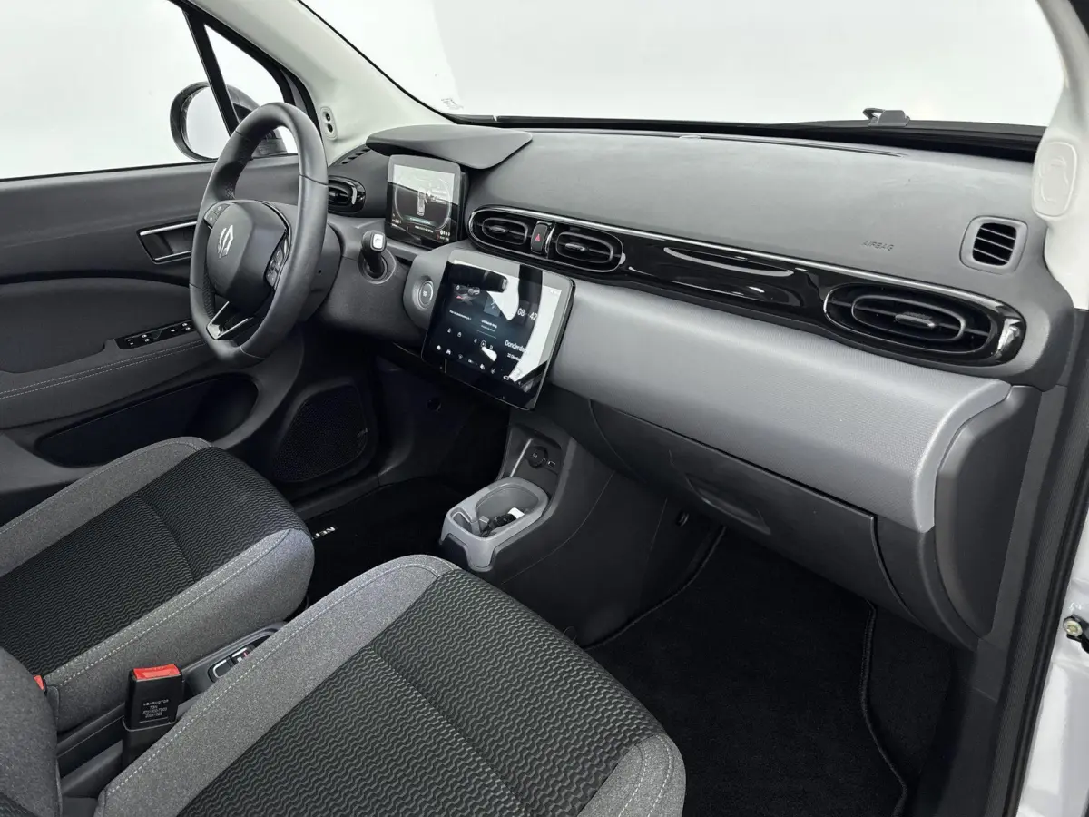 Design 37.3 kWh | Panoramadak | Navigatie | Parkeersensoren | Camera | Cruise Control