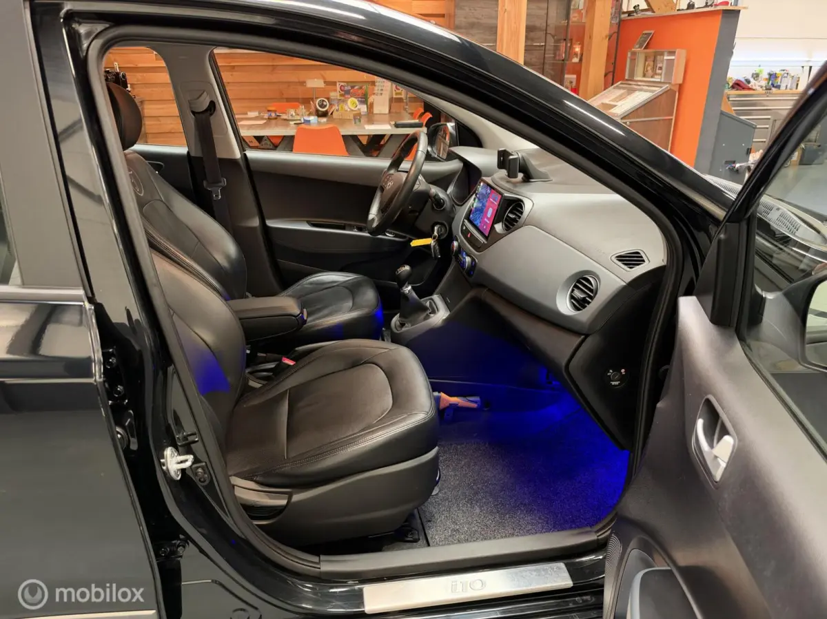 1.0i i-Motion Premium Leer|Clima|CarPlay|LED
