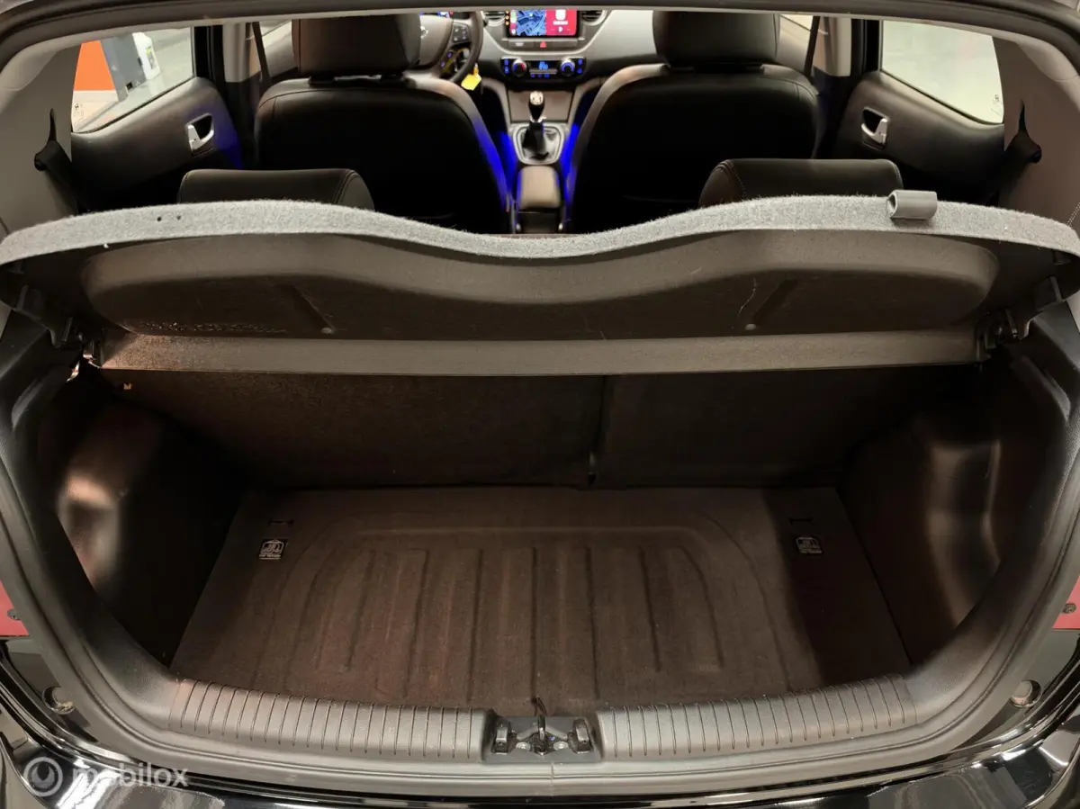 1.0i i-Motion Premium Leer|Clima|CarPlay|LED