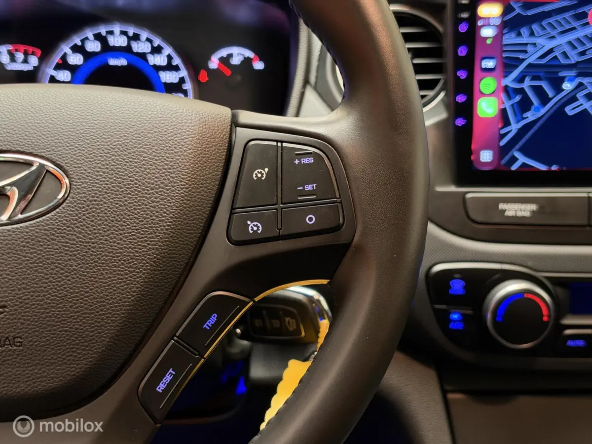 1.0i i-Motion Premium Leer|Clima|CarPlay|LED