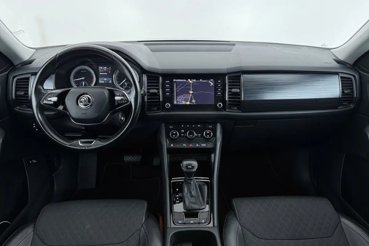 1.5 TSI Business Edition | Uitklap Trekhaak | CarPlay | Camera | Org NL | Canton Audio | 20" Velgen |