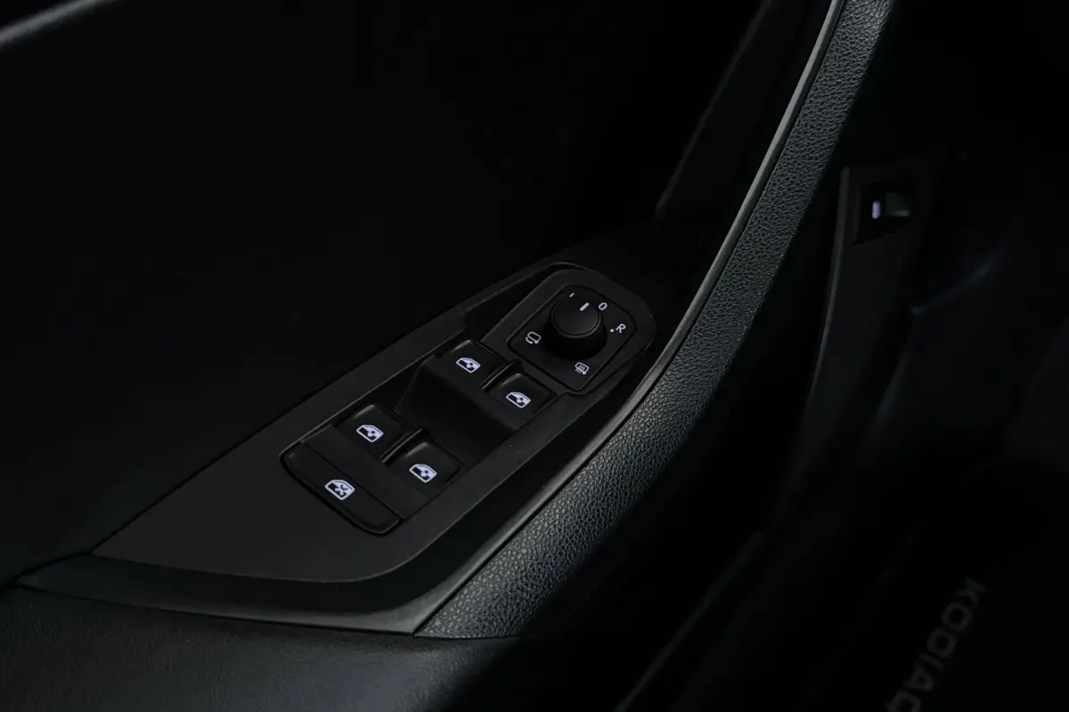 1.5 TSI Business Edition | Uitklap Trekhaak | CarPlay | Camera | Org NL | Canton Audio | 20" Velgen |