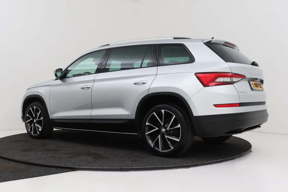 1.5 TSI Business Edition | Uitklap Trekhaak | CarPlay | Camera | Org NL | Canton Audio | 20" Velgen |