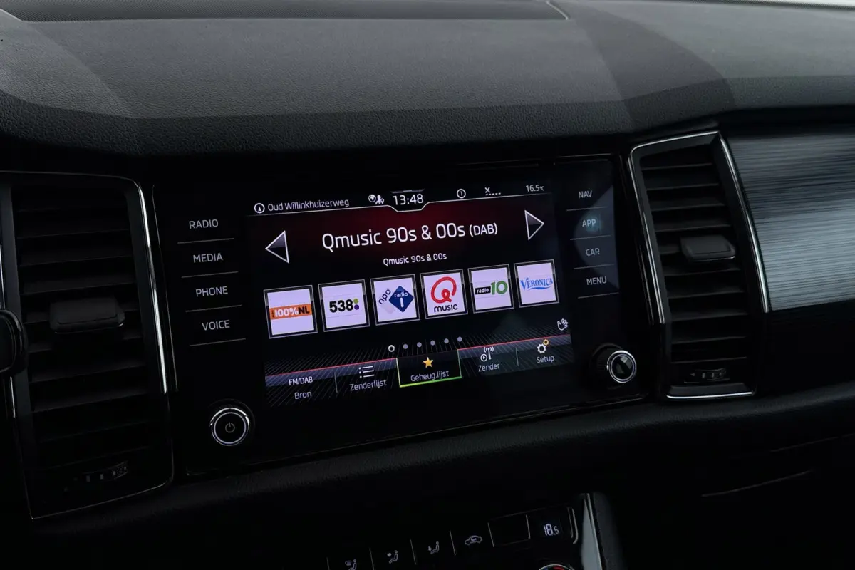 1.5 TSI Business Edition | Uitklap Trekhaak | CarPlay | Camera | Org NL | Canton Audio | 20" Velgen |