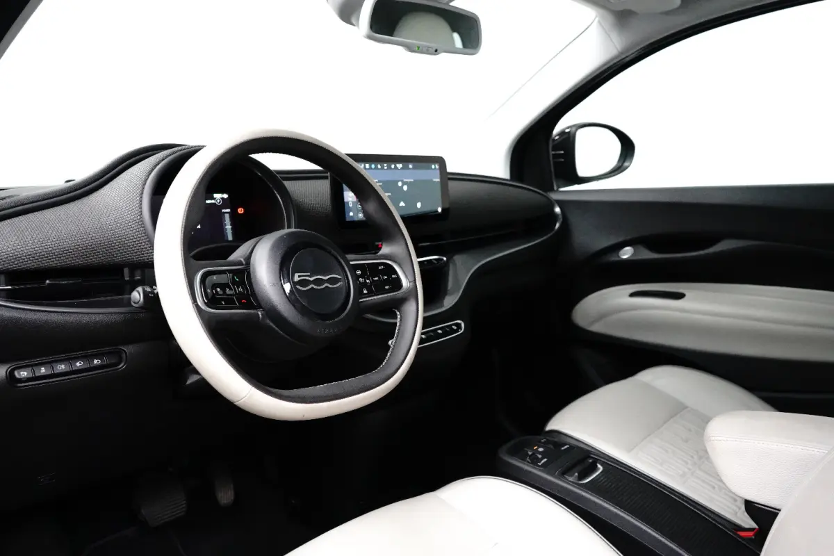 La Prima 42 kWh | Leder | Navigatie | Adaptive Cruise Control | Dodehoekdetectie | !!