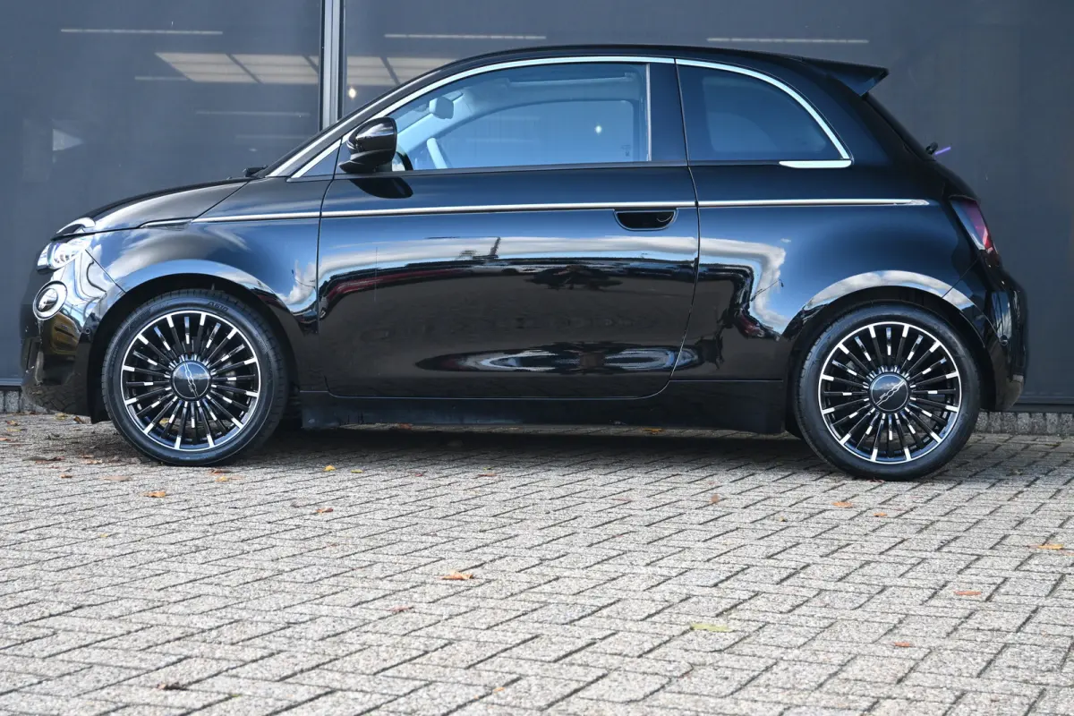 La Prima 42 kWh 96%SOH! 3 Fase | Panoramadak | Vol-Leder | Navigatie | Adaptive Cruise Control | Dodehoekdetectie | !!