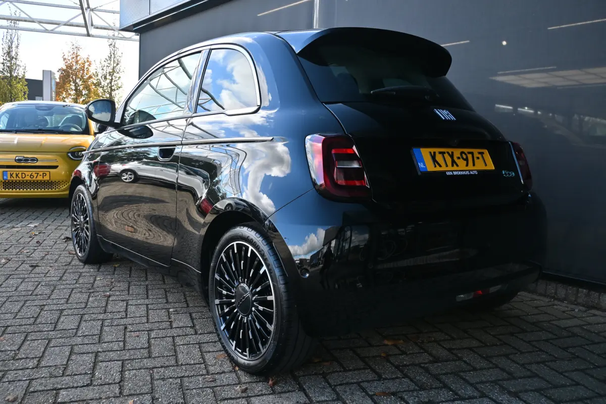 La Prima 42 kWh 96%SOH! 3 Fase | Panoramadak | Vol-Leder | Navigatie | Adaptive Cruise Control | Dodehoekdetectie | !!