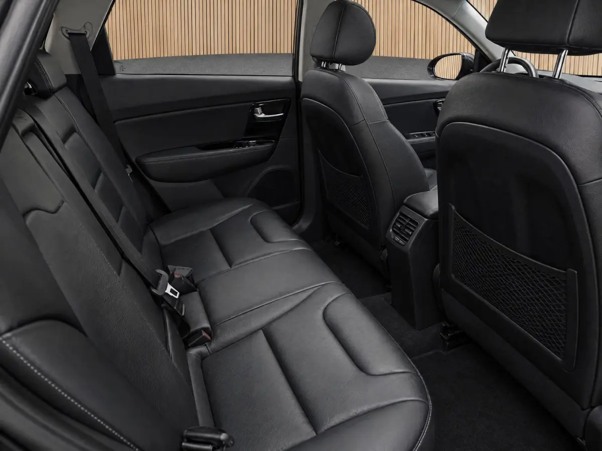 1.6 GDi PHEV ExecutiveLine Dealer onderhouden | Trekhaak | Stoel + stuurverwarming | Carplay | ACC |