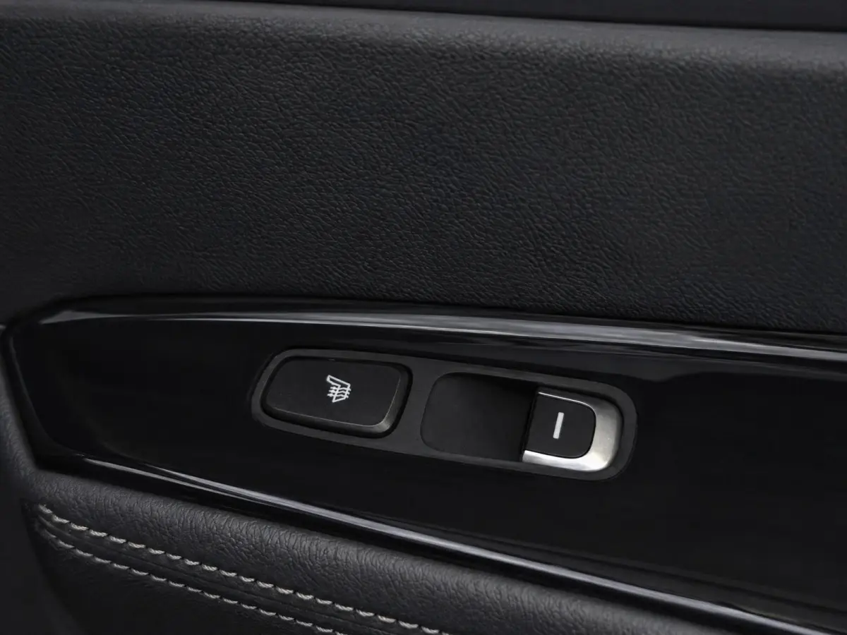 1.6 GDi PHEV ExecutiveLine Dealer onderhouden | Trekhaak | Stoel + stuurverwarming | Carplay | ACC |