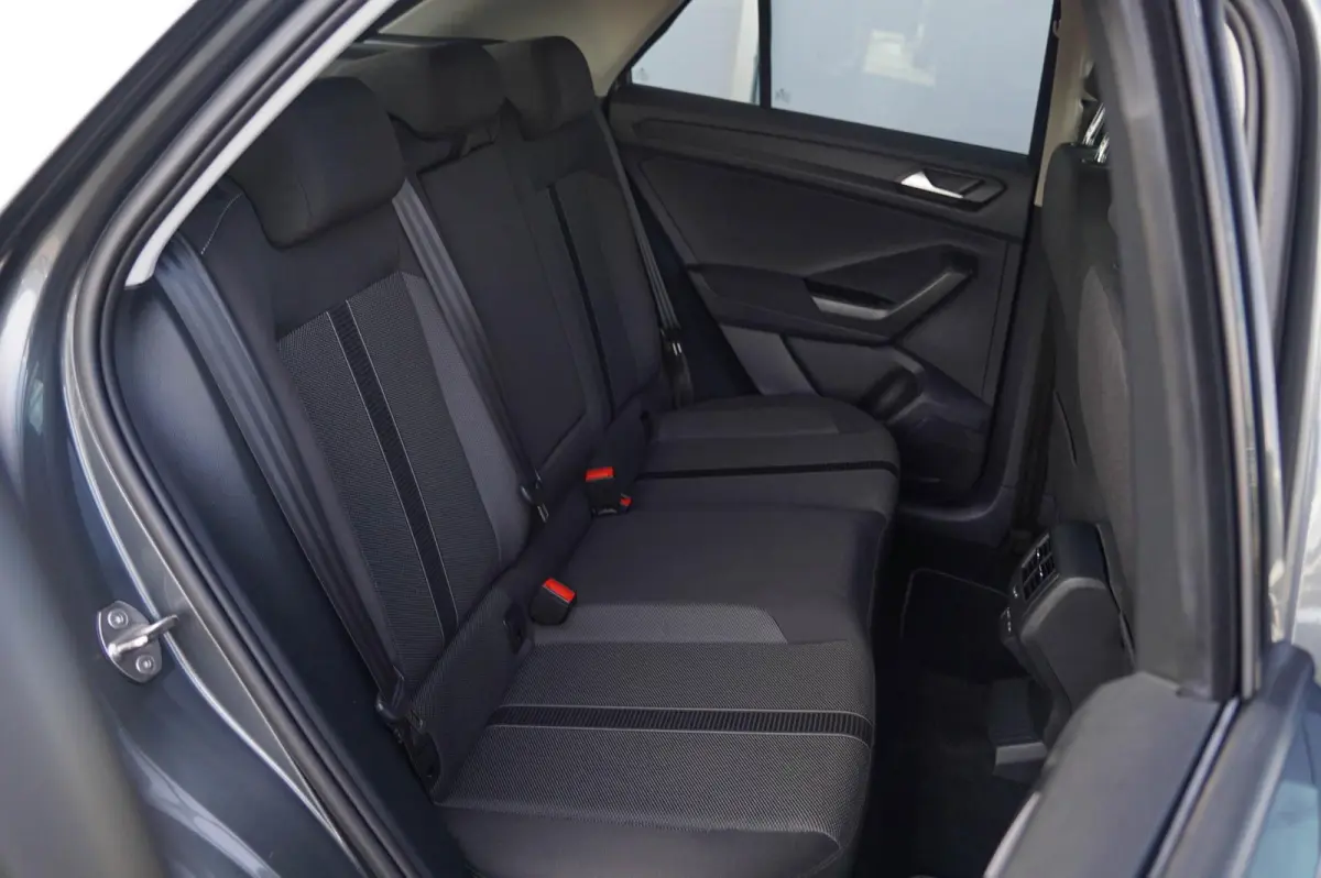 1.0 TSI 115pk Life Edition | Achteruitrijcamera | Apple Carplay & Android Auto | Climatronic