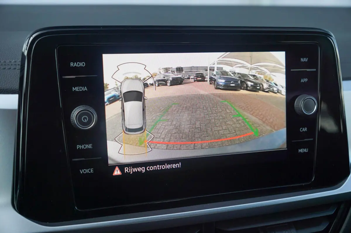 1.0 TSI 115pk Life Edition | Achteruitrijcamera | Apple Carplay & Android Auto | Climatronic
