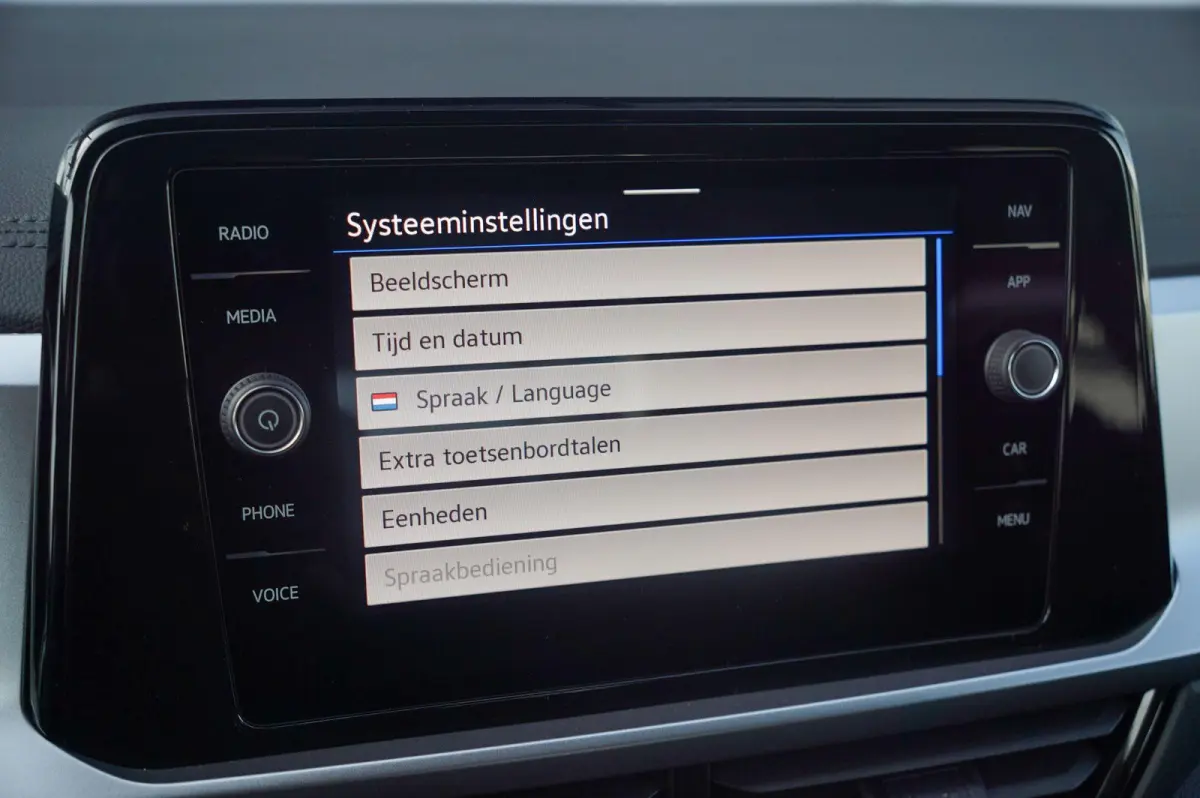 1.0 TSI 115pk Life Edition | Achteruitrijcamera | Apple Carplay & Android Auto | Climatronic