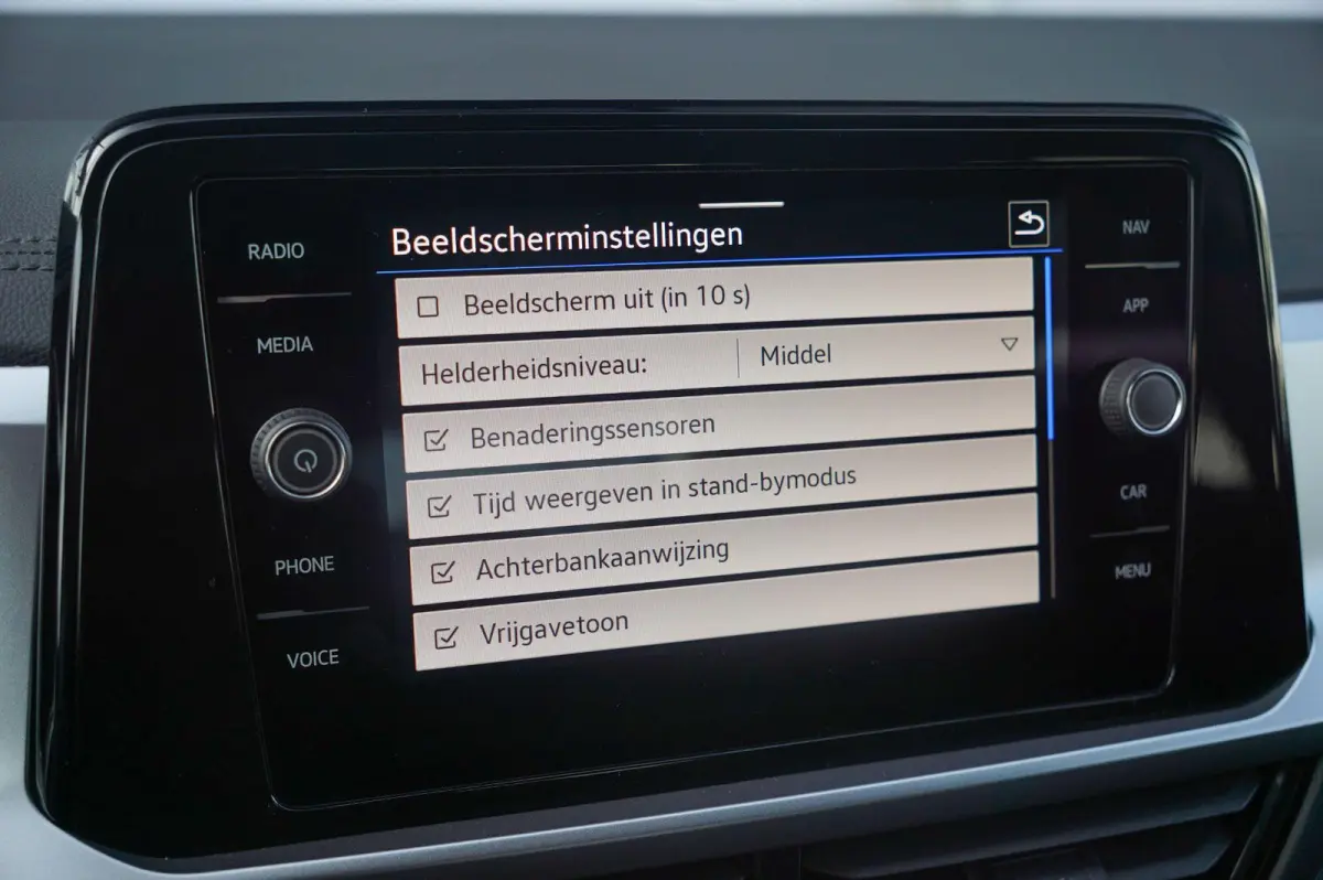 1.0 TSI 115pk Life Edition | Achteruitrijcamera | Apple Carplay & Android Auto | Climatronic