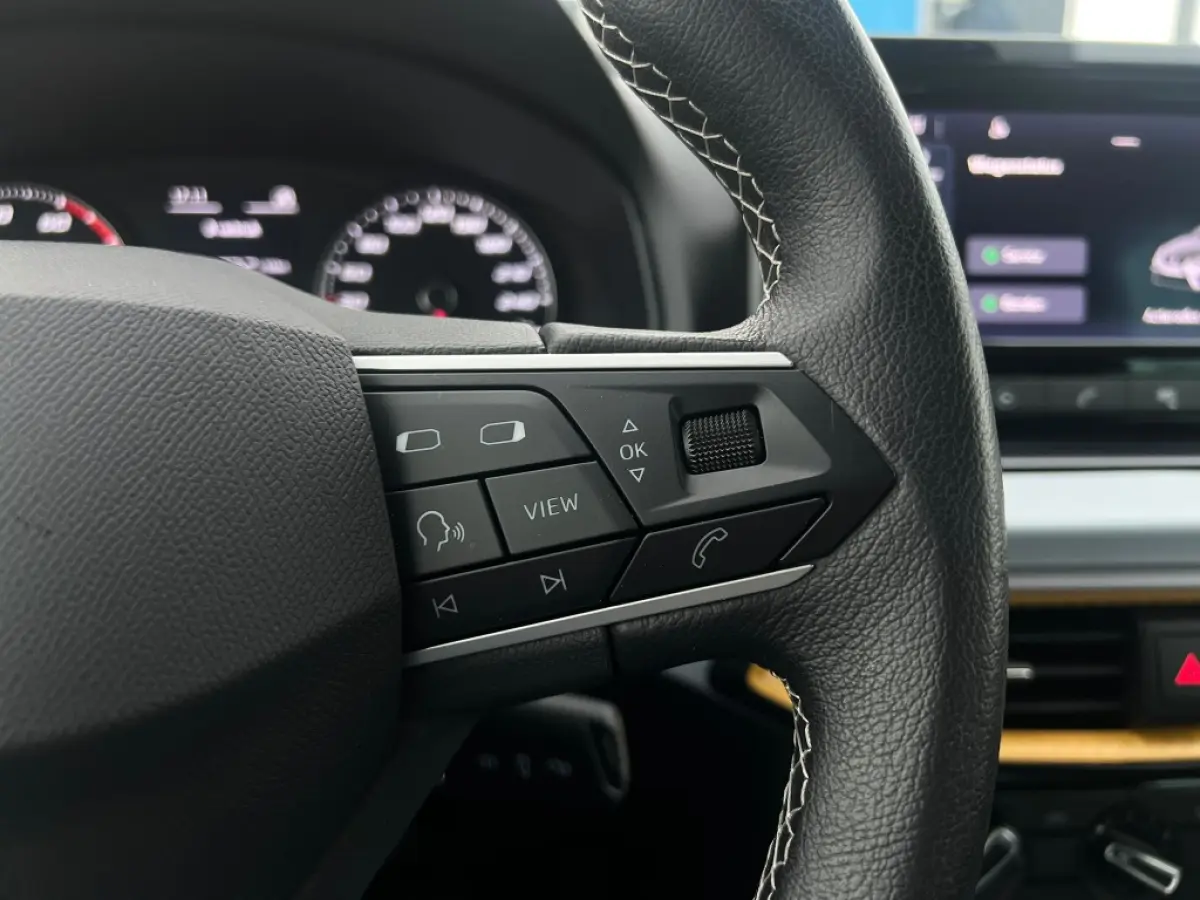 1.0TSI 95pk Style | Carplay | DAB+ | LED | Cruise