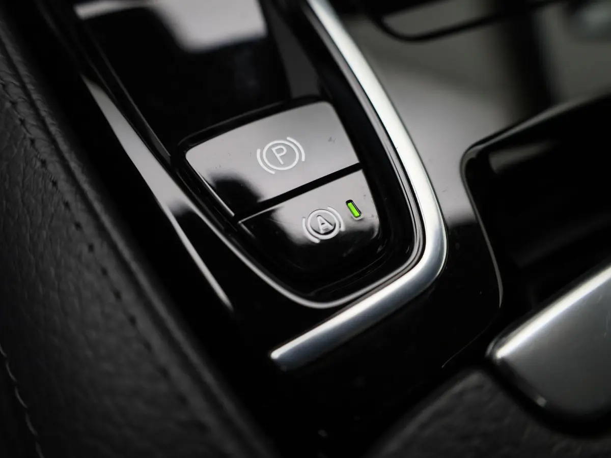 2.0 T6 AWD Inscription Expression
