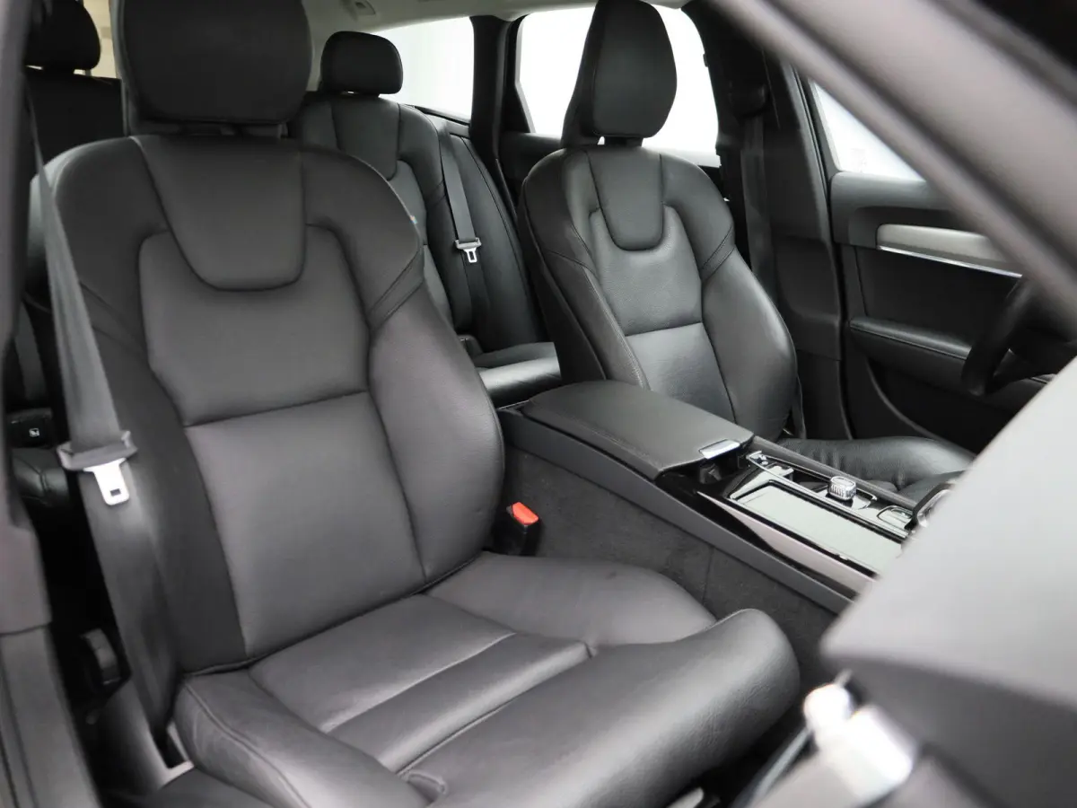 2.0 T6 AWD Inscription Expression