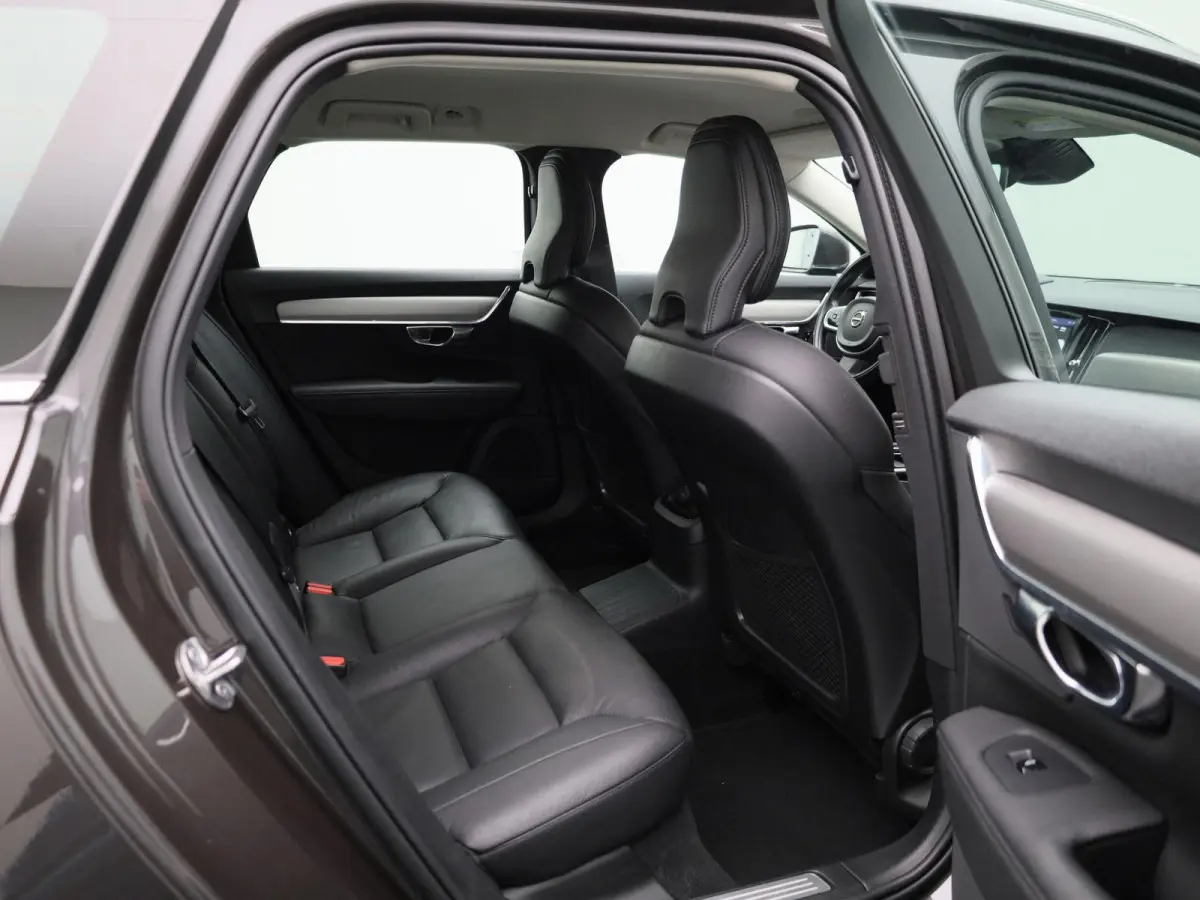 2.0 T6 AWD Inscription Expression