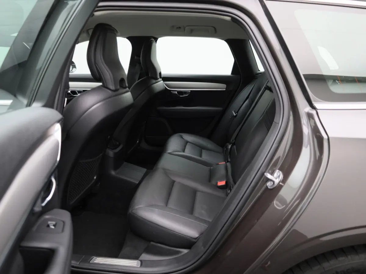 2.0 T6 AWD Inscription Expression