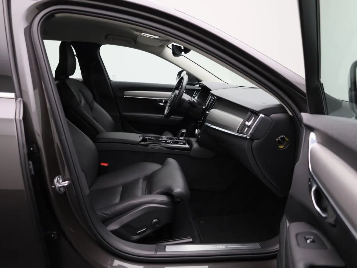 2.0 T6 AWD Inscription Expression